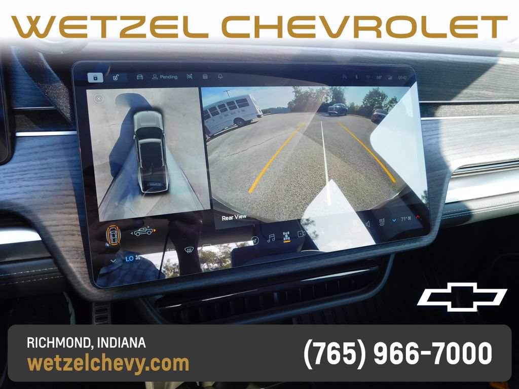 Used 2023 Rivian R1T Adventure Dual AWD/4WD image 21