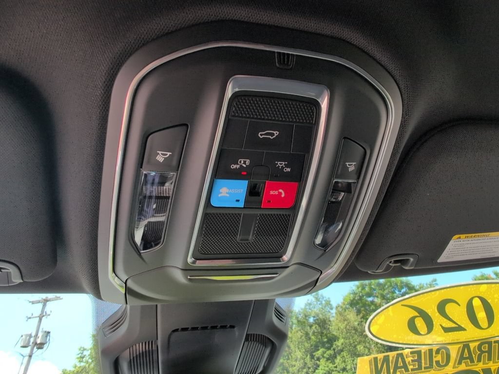Used 2026 Jeep Cherokee Limited AWD/4WD image 23