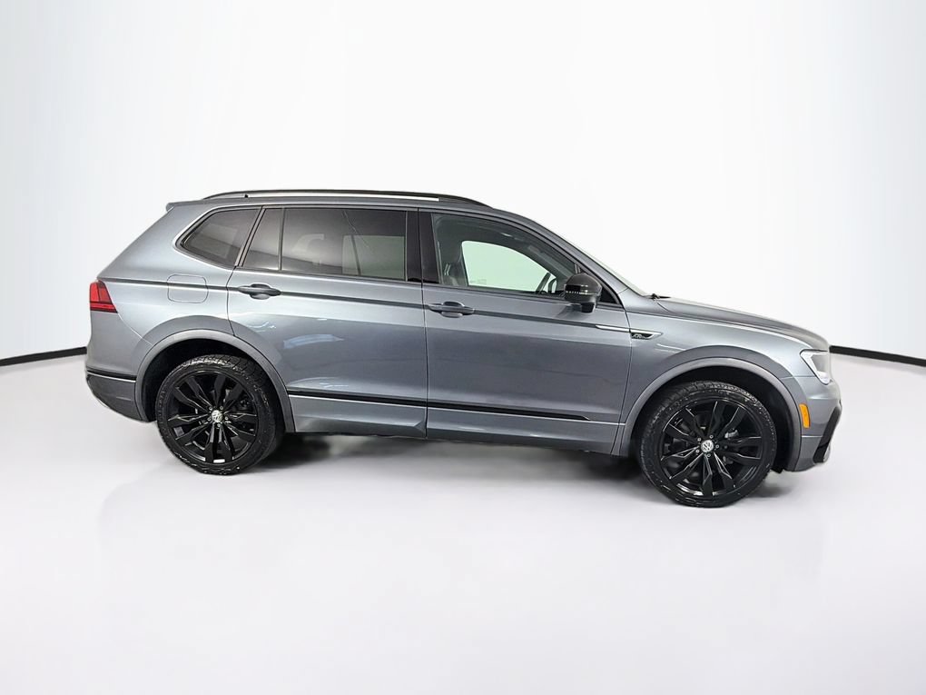 Used 2021 Volkswagen Tiguan SE R-Line AWD/4WD image 11