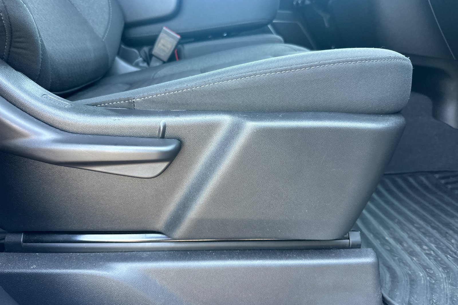 Used 2026 Chevrolet Silverado 1500 RST RWD image 22