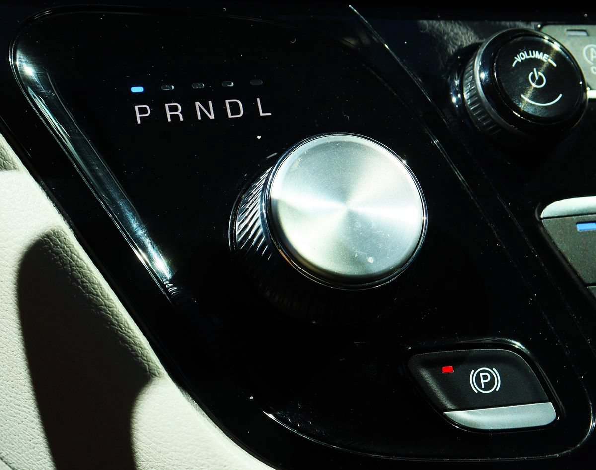 Used 2024 Chrysler Pacifica Touring-L FWD image 58