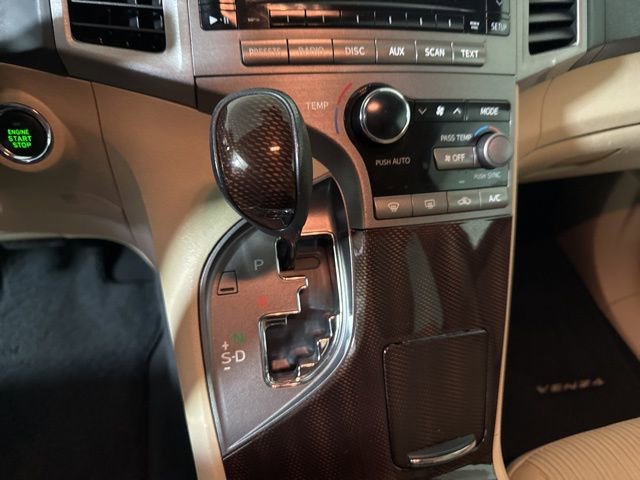 Used 2011 Toyota Venza AWD w/ Convenience Pkg image 24