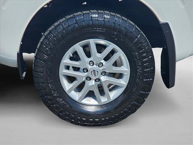 Used 2019 Nissan Frontier SV w/ Value Truck Package AWD/4WD image 9