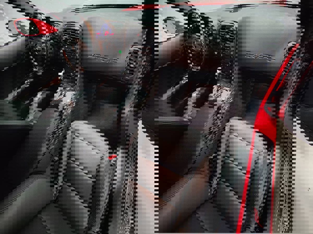 Used 2013 Chevrolet Corvette Grand Sport image 17