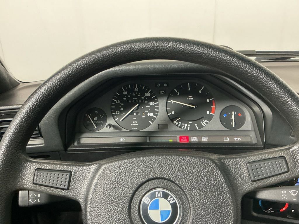 Used 1988 BMW 325 Sedan image 10
