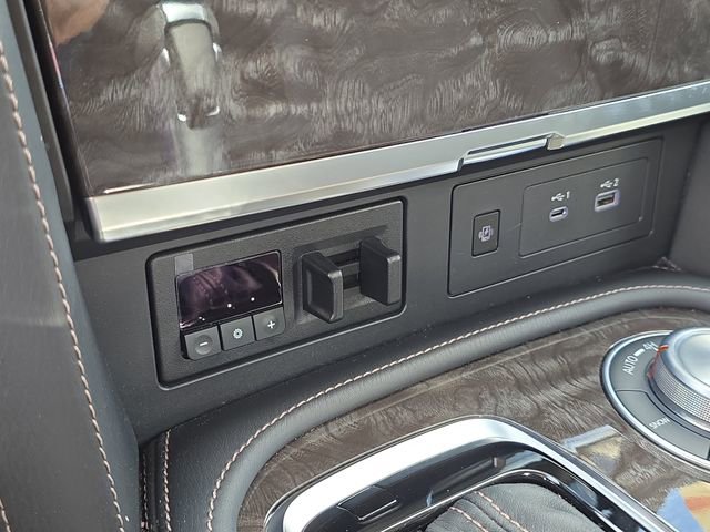 Certified 2024 Nissan Armada Platinum w/ Captain's Chairs Package image 28