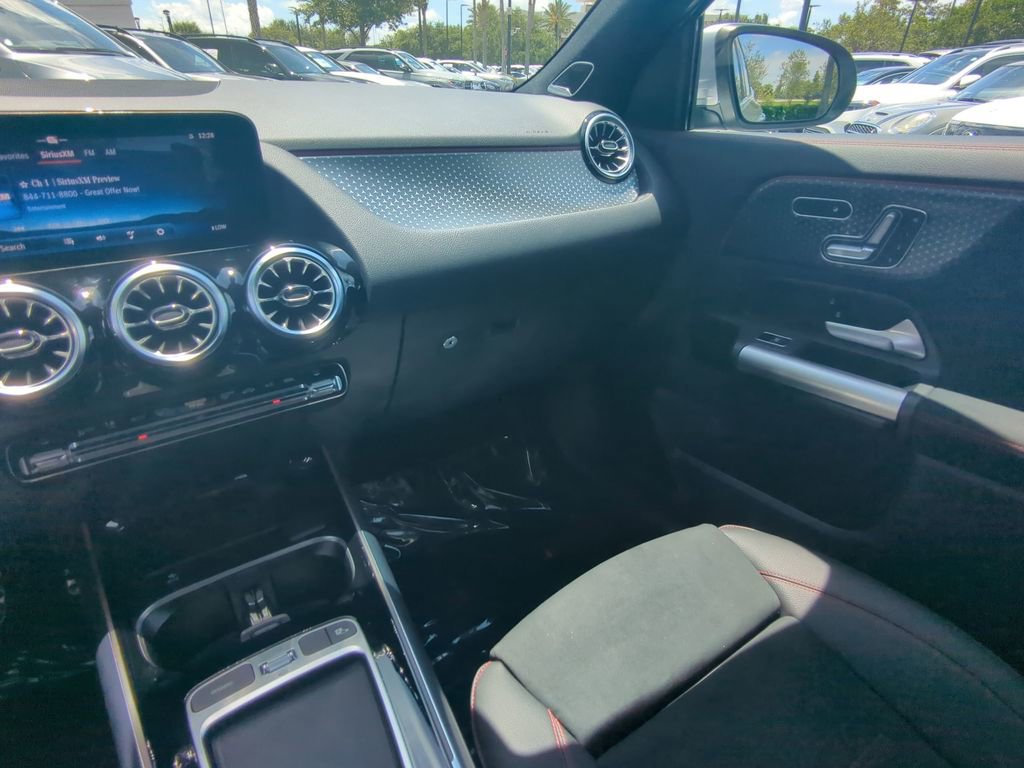 Certified 2024 Mercedes-Benz GLA 35 AMG 4MATIC image 4