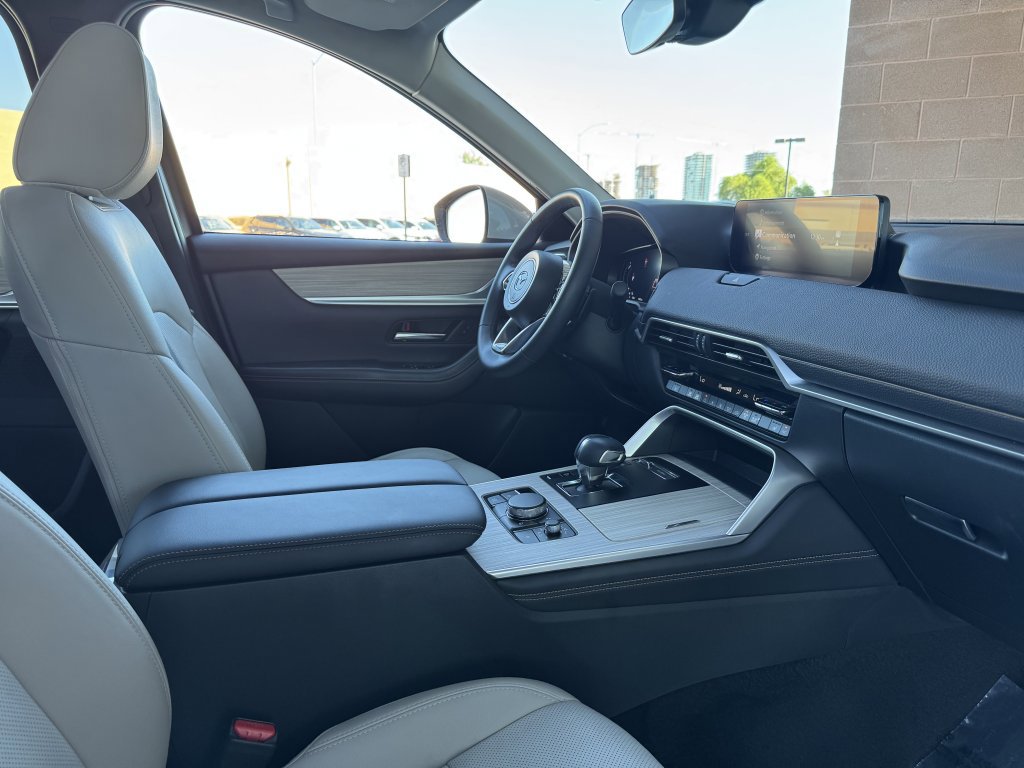 Used 2024 MAZDA CX-90 Plug-In Hybrid w/ Preferred AWD/4WD image 41