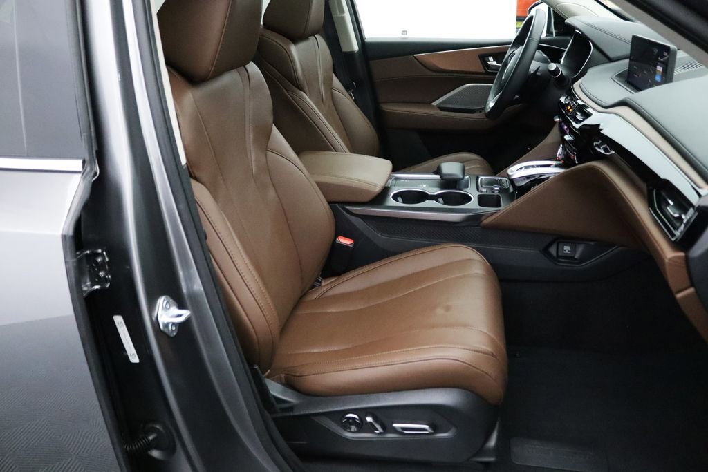 Certified 2023 Acura MDX SH-AWD w/ Technology Package image 16