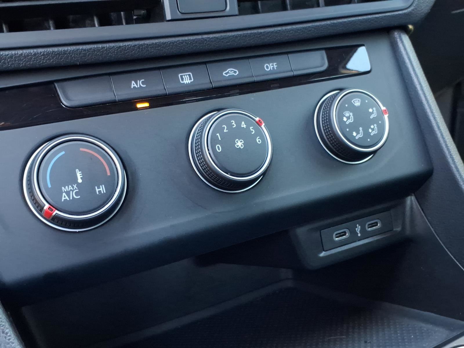 Certified 2023 Volkswagen Jetta Sport image 31