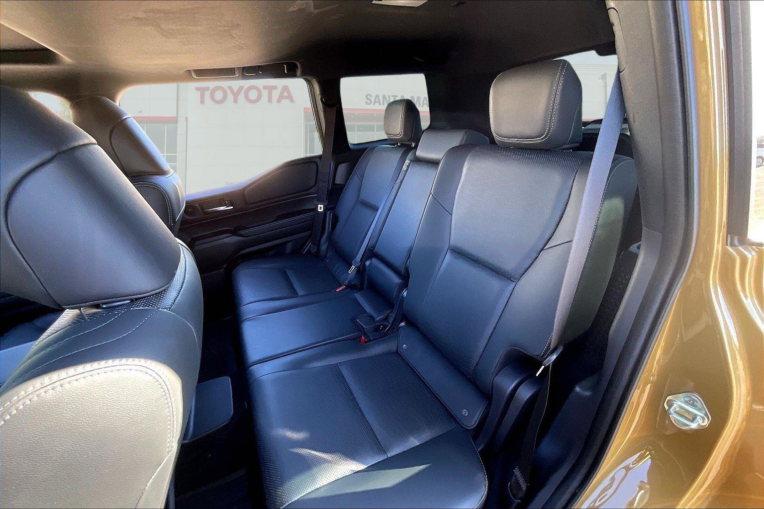 Certified 2024 Toyota Land Cruiser image 25