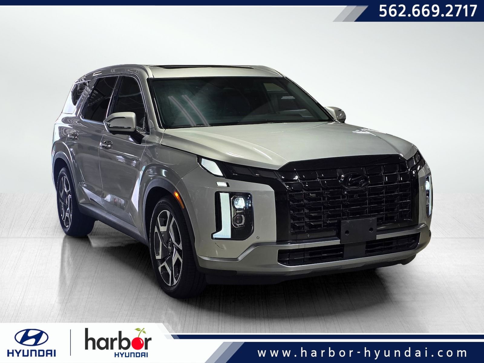 Used 2024 Hyundai Palisade SEL FWD image 1