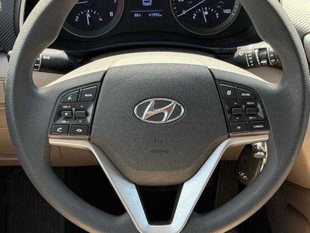 Used 2020 Hyundai Tucson SE FWD image 14