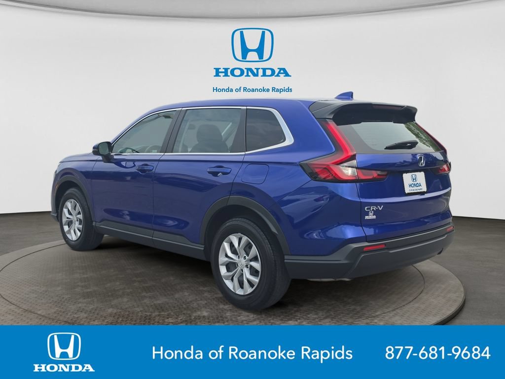 Used 2023 Honda CR-V LX image 3