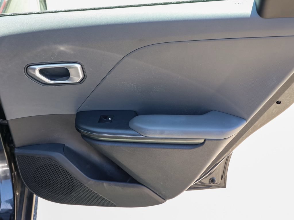 Used 2025 Kia K4 FWD image 18