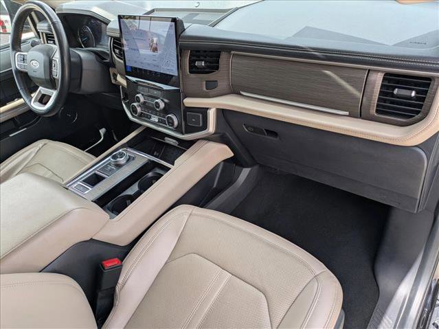 Used 2024 Ford Expedition Limited RWD image 23