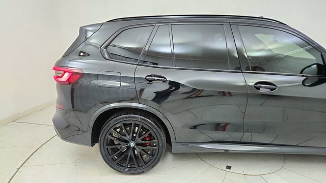 Used 2023 BMW X5 xDrive40i w/ M Sport Package image 7