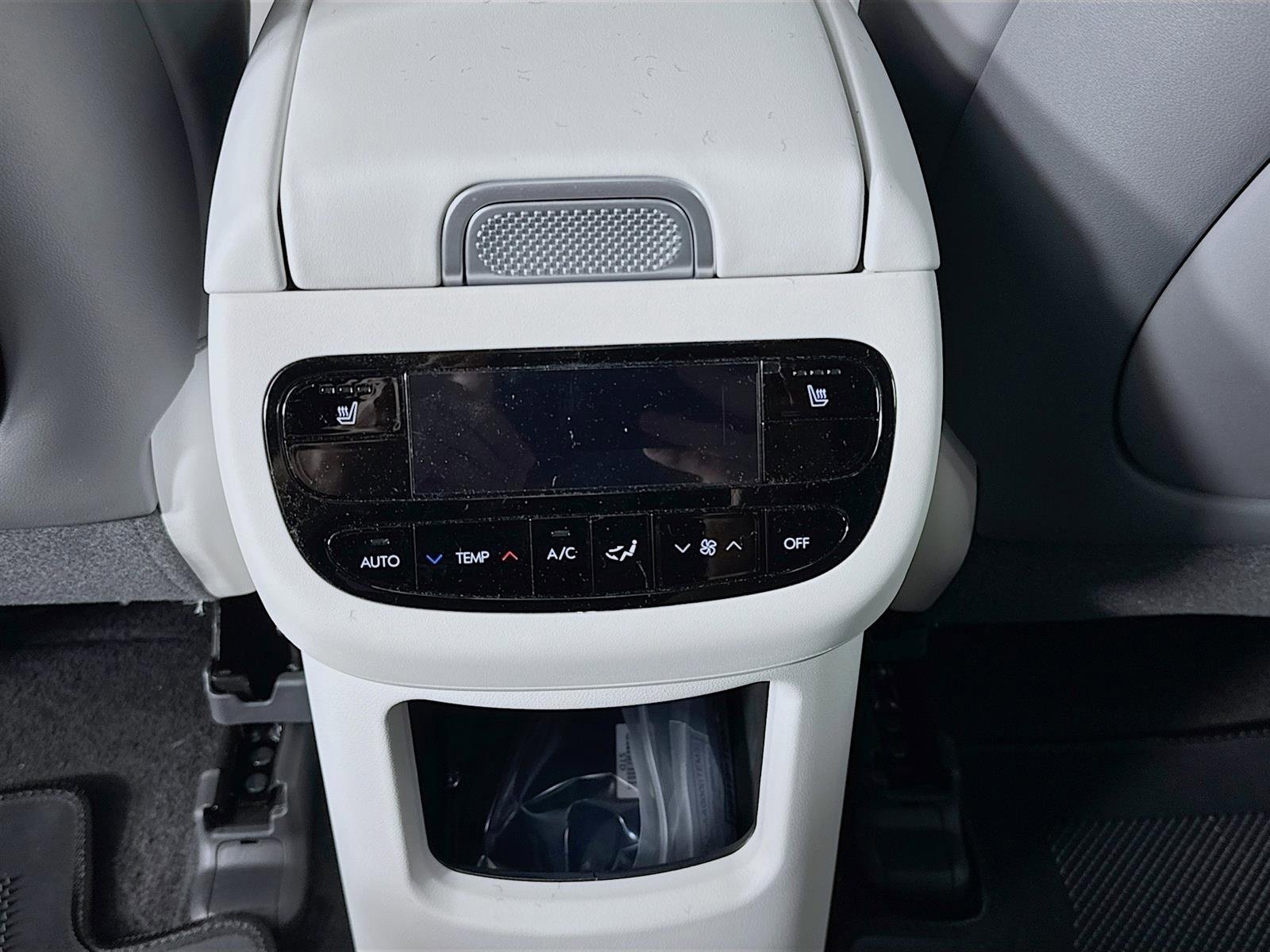 New 2026 Hyundai Ioniq 9 SEL image 25