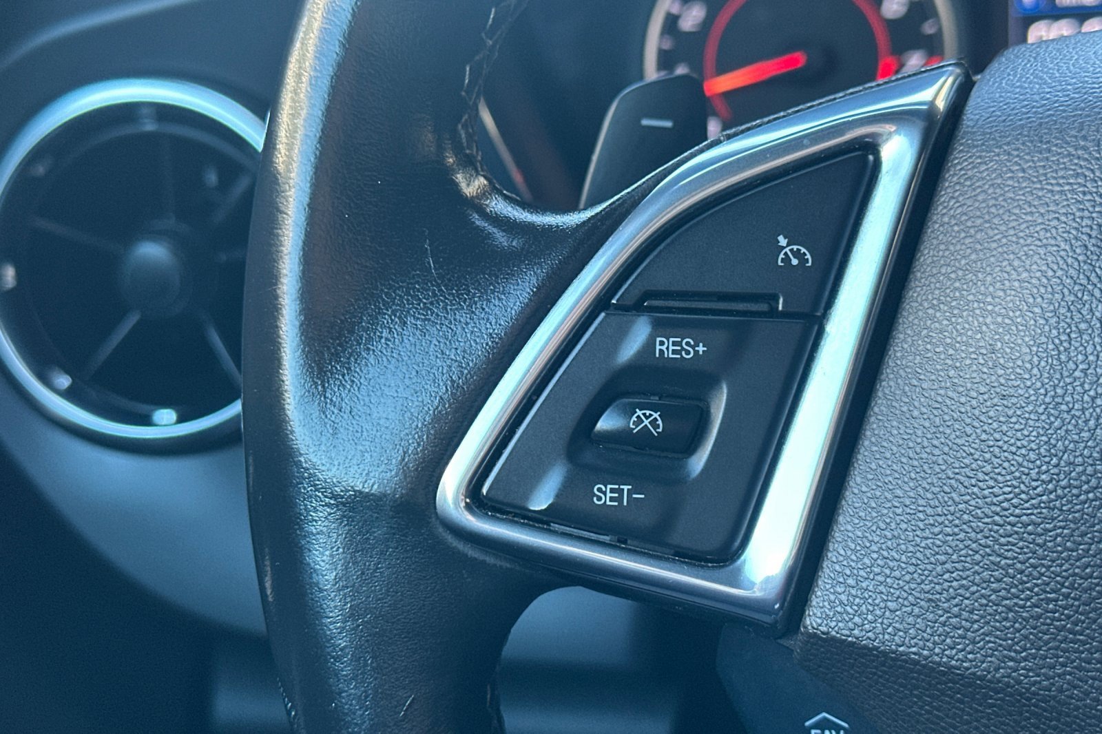 Used 2023 Chevrolet Camaro LT image 29