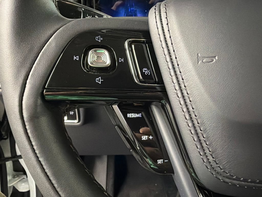 New 2026 Lincoln Aviator Reserve AWD/4WD image 18