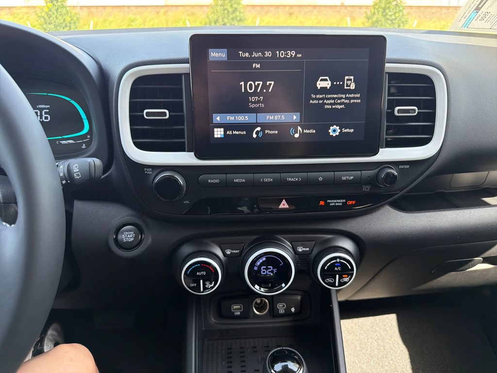 New 2026 Hyundai Venue SEL FWD image 24