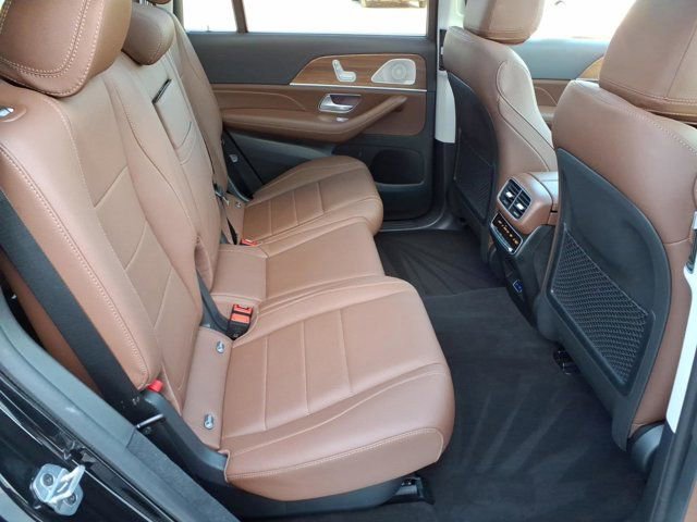 Certified 2026 Mercedes-Benz GLS 450 4MATIC image 20