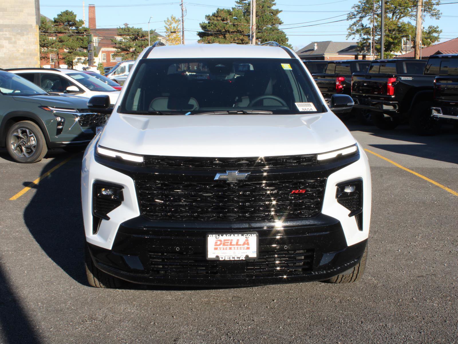 New 2026 Chevrolet Traverse RS image 2