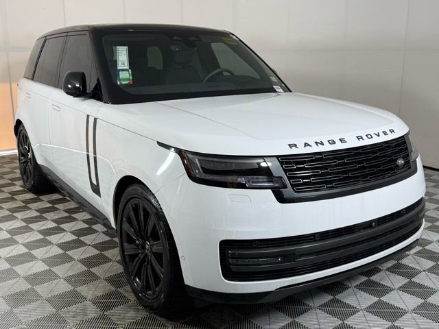 New 2025 Land Rover Range Rover SE image 8