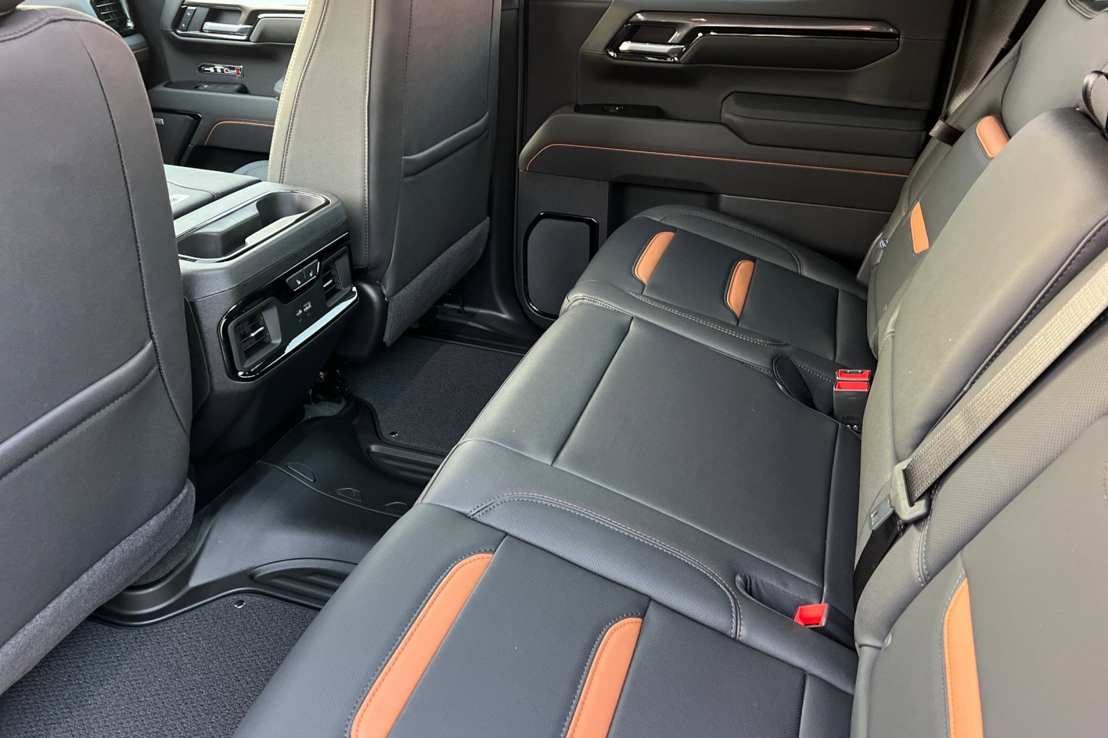 New 2026 GMC Sierra 1500 AT4 w/ AT4 Preferred Package image 10