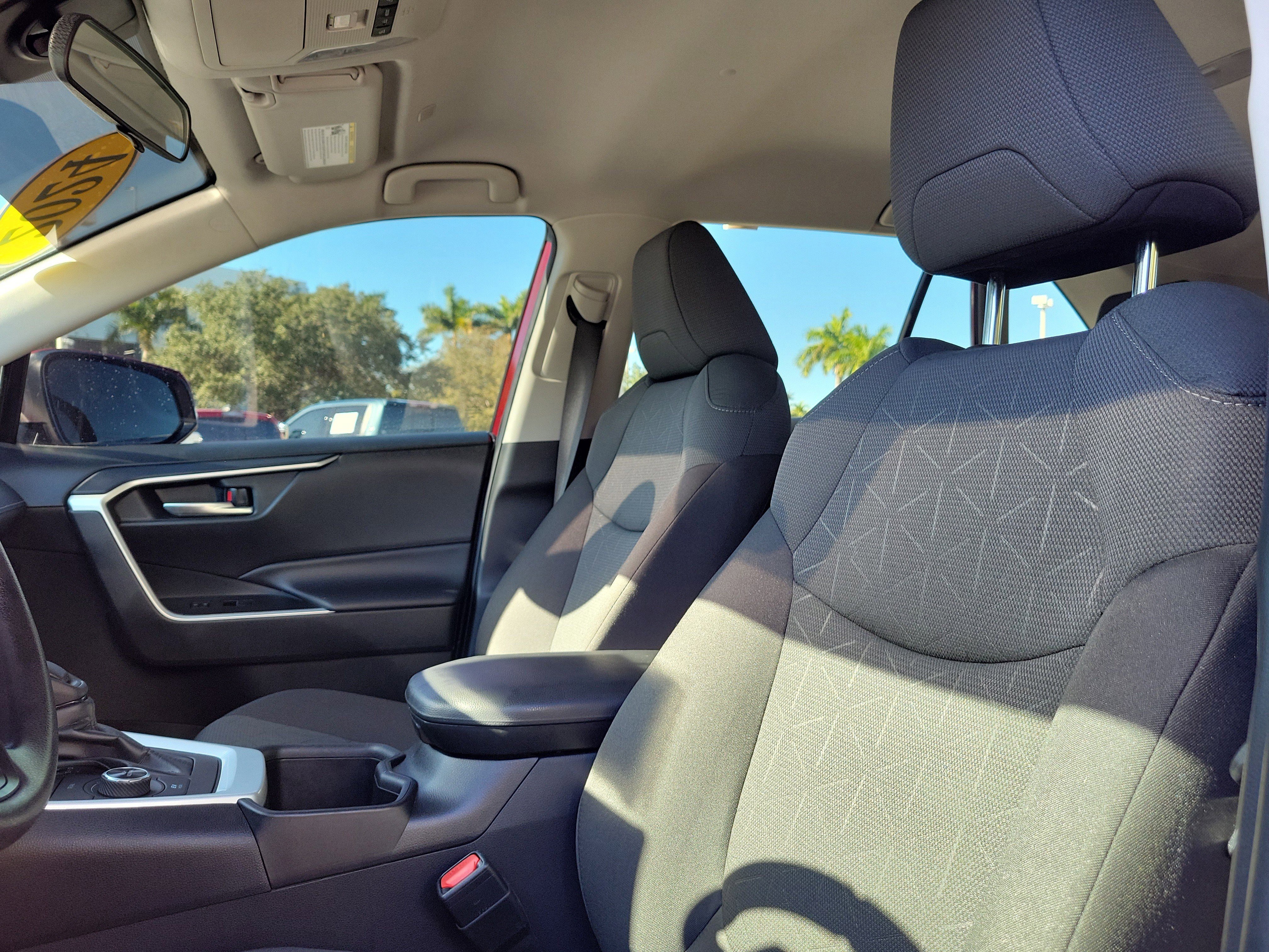 Used 2024 Toyota RAV4 XLE image 20