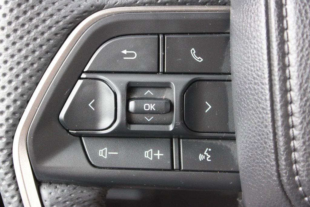 Used 2025 Toyota Sequoia Limited image 28