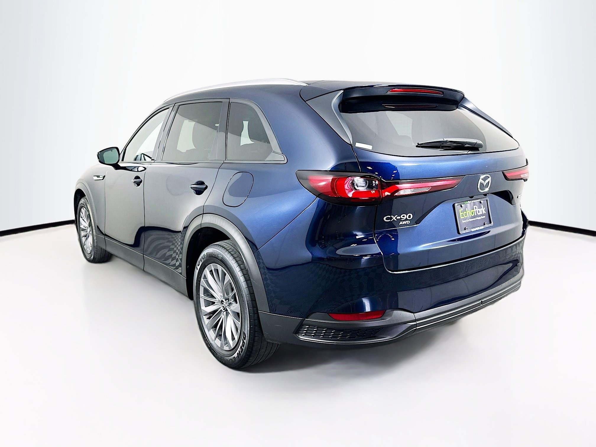 Used 2024 MAZDA CX-90 Plug-In Hybrid w/ Preferred image 5