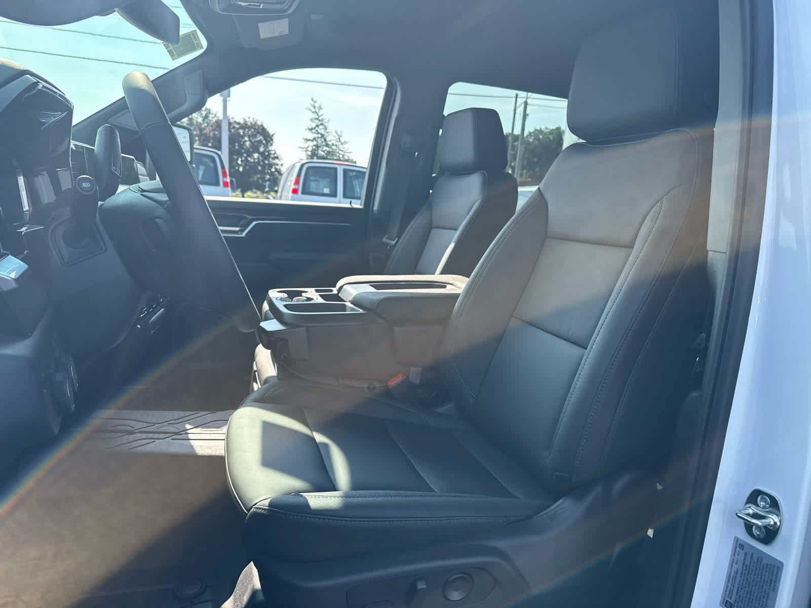 New 2026 Chevrolet Silverado 3500 LT w/ All Star Edition AWD/4WD image 11
