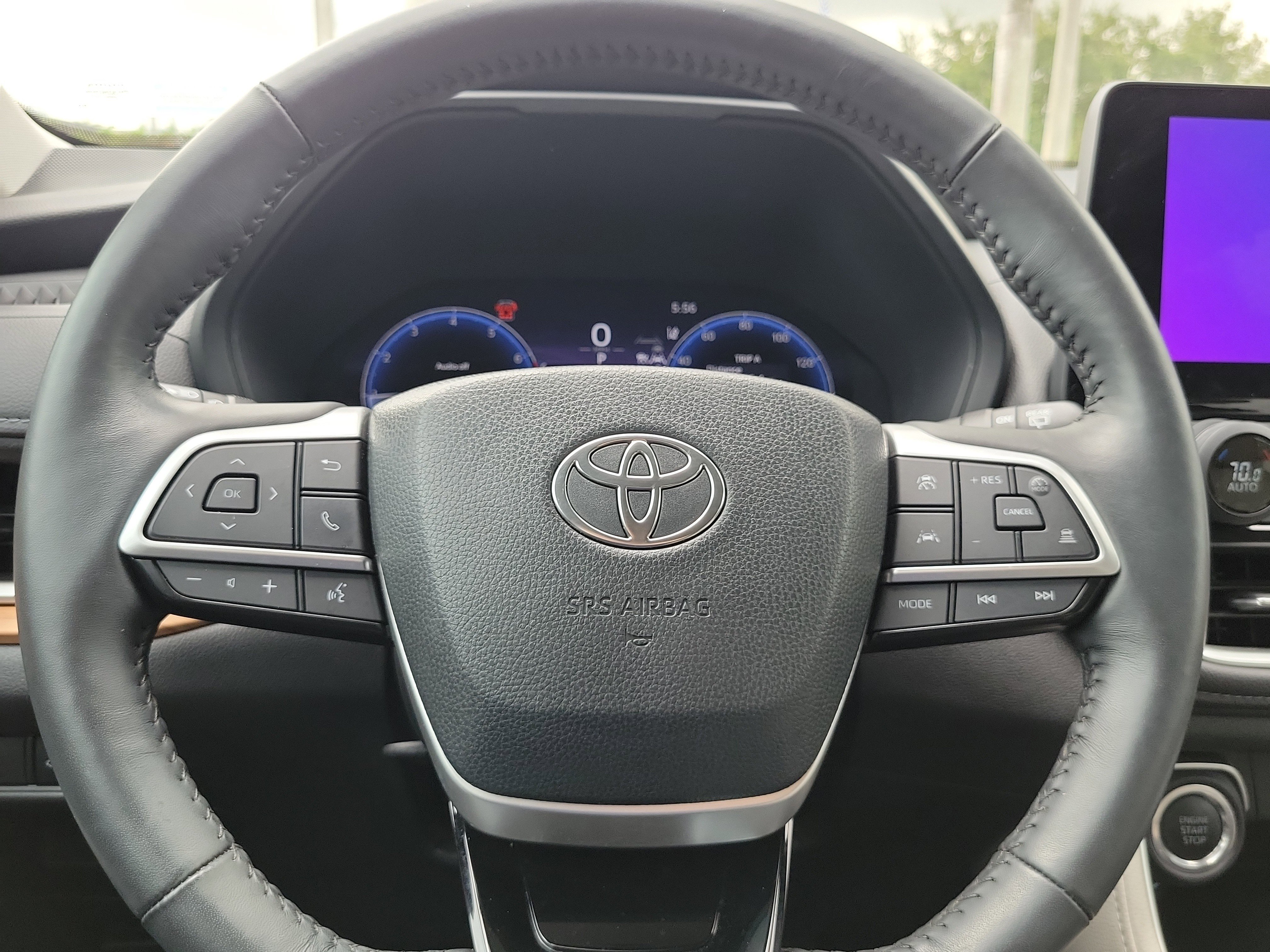 Used 2024 Toyota Grand Highlander XLE image 23