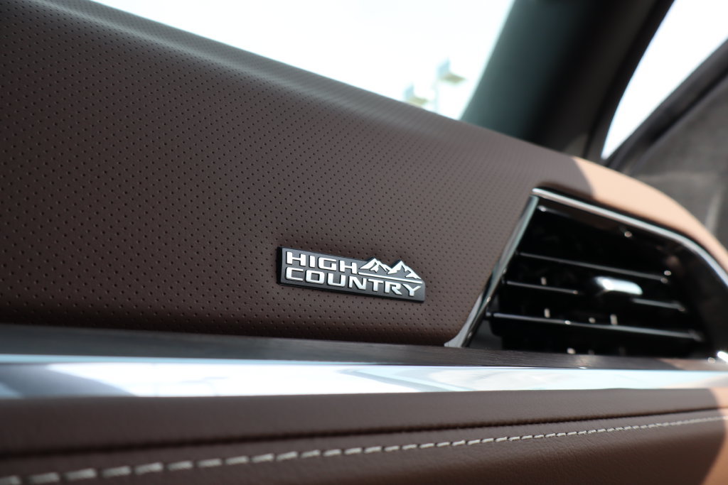 New 2026 Chevrolet Suburban High Country AWD/4WD image 60