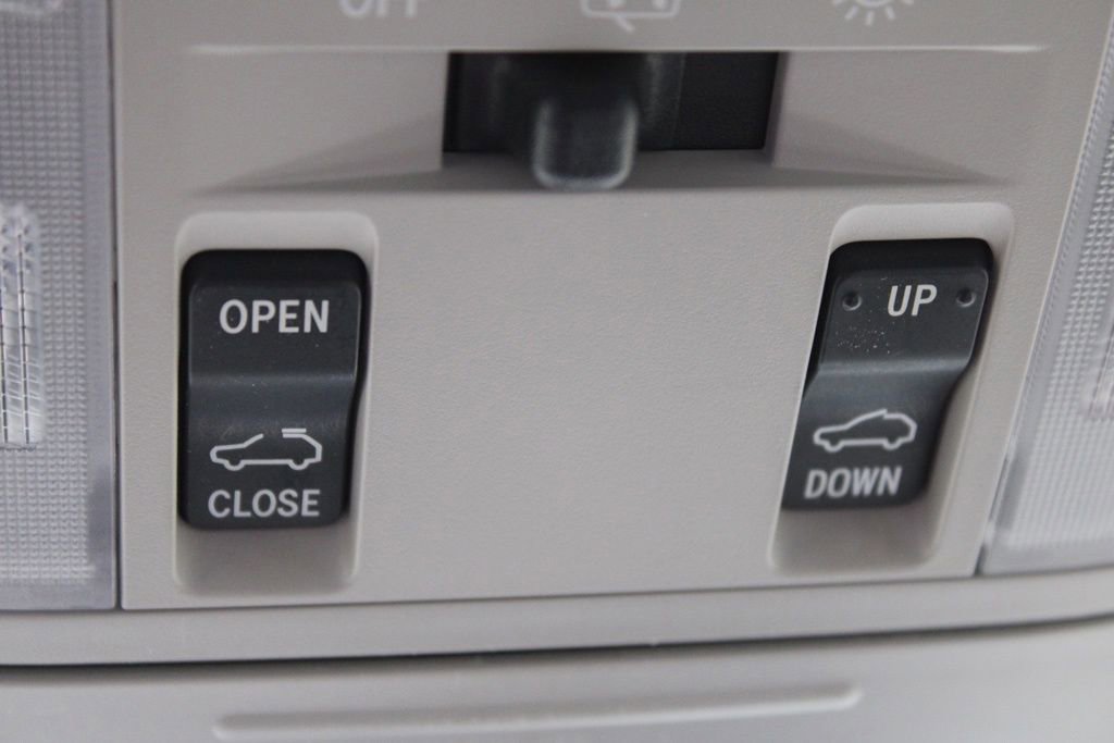 Used 2017 Toyota RAV4 XLE image 28