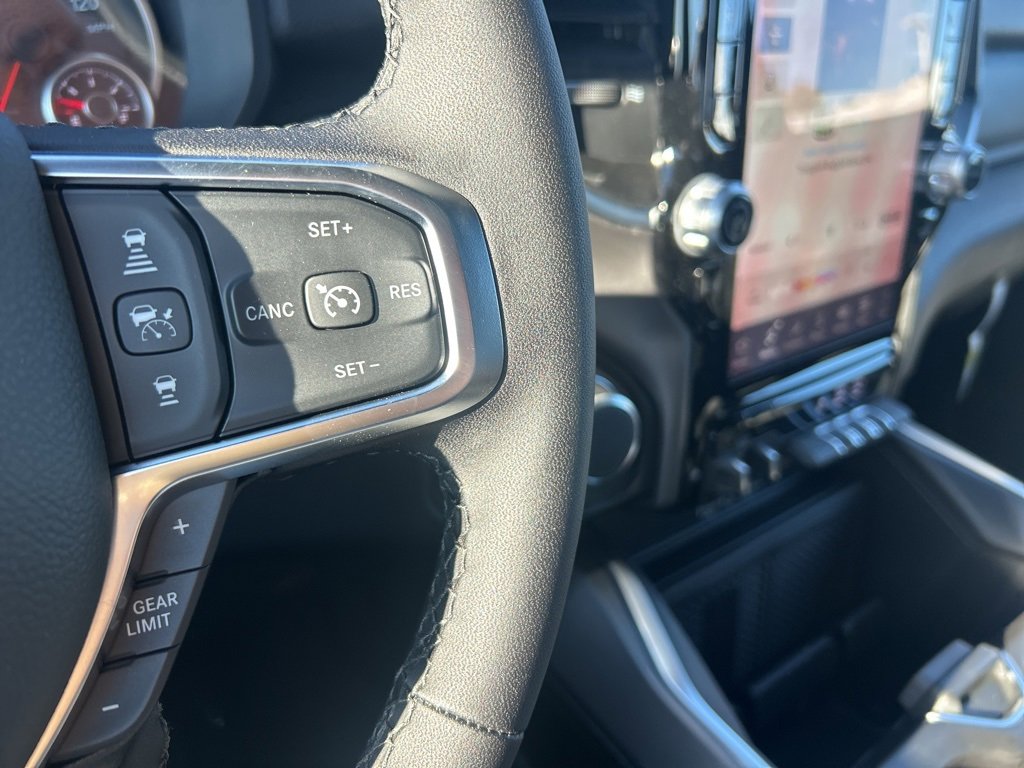 New 2026 RAM 1500 4x4 Crew Cab image 22