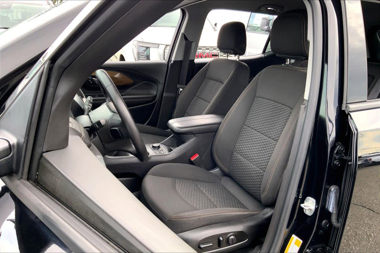Used 2020 GMC Terrain SLE w/ Driver Convenience Package AWD/4WD image 9