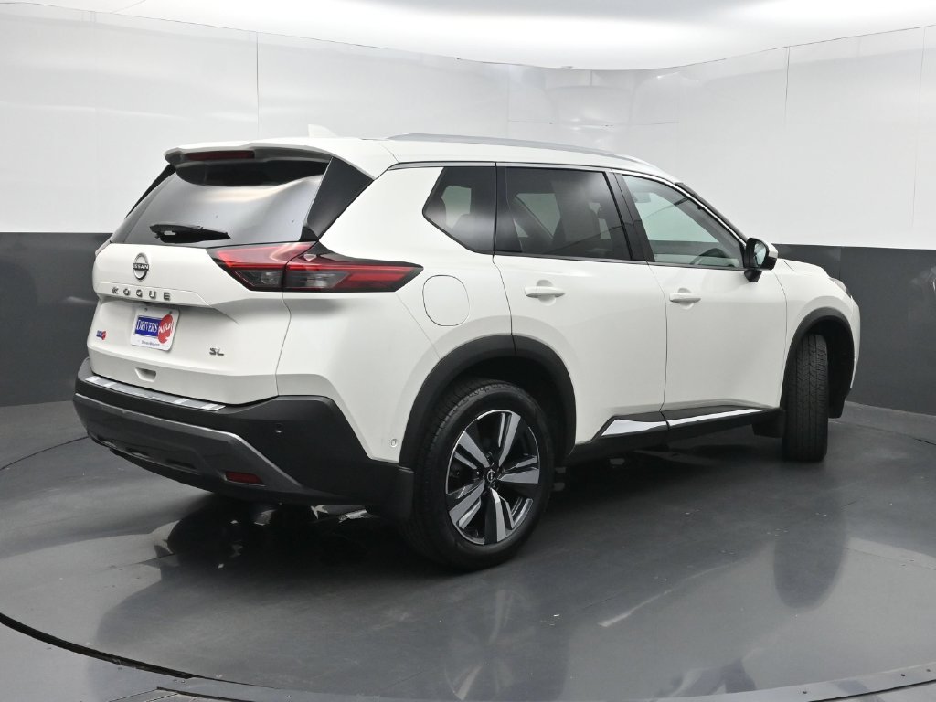 Used 2023 Nissan Rogue SL w/ SL Premium Package FWD image 26
