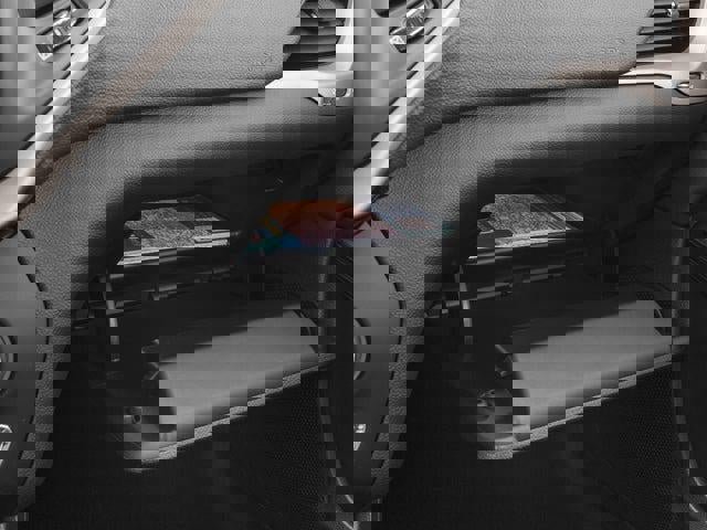 Used 2017 Jeep Cherokee Limited w/ Technology Group image 17