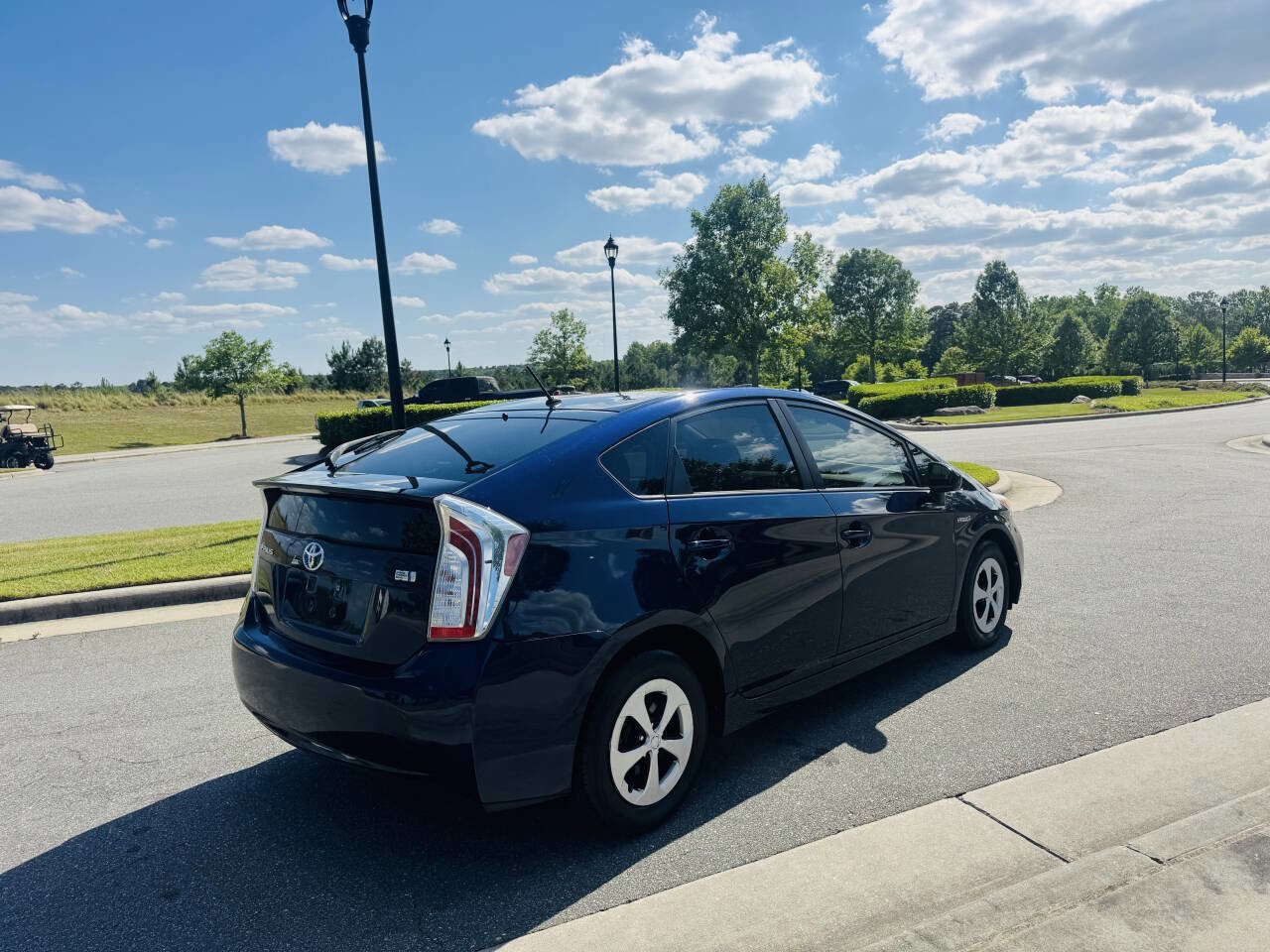 Used 2015 Toyota Prius Two FWD image 5