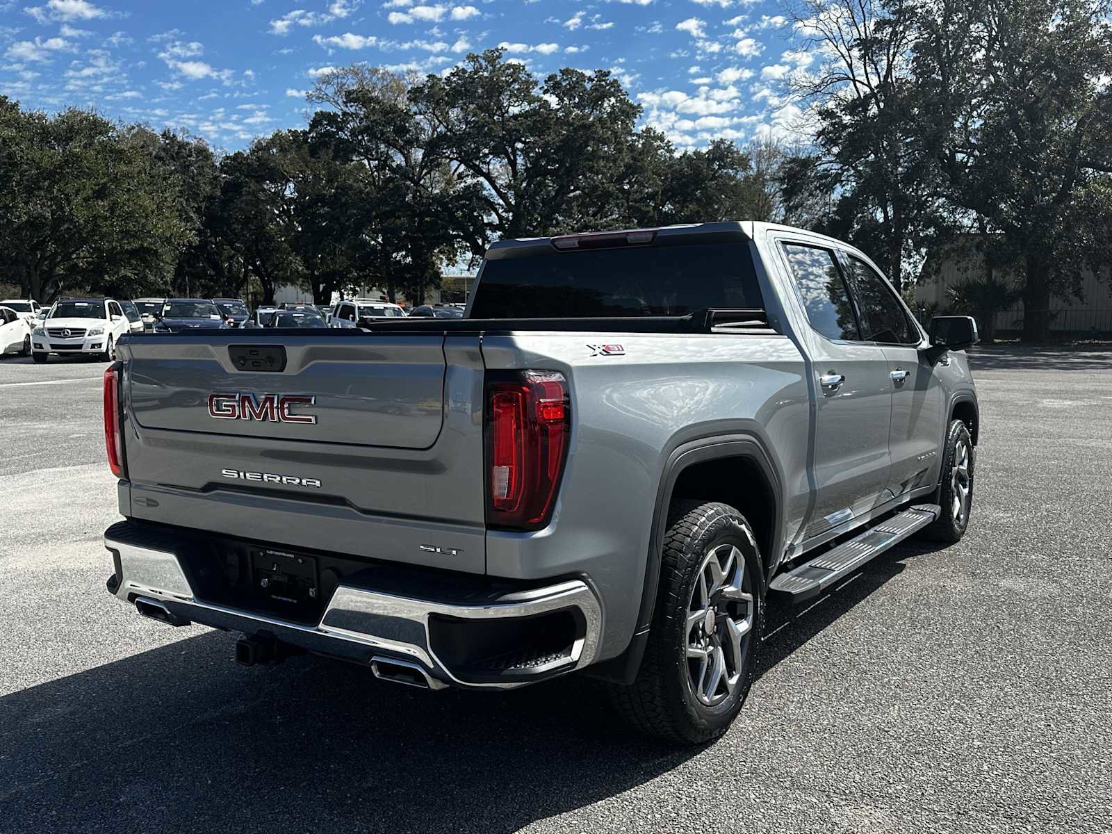Used 2023 GMC Sierra 1500 SLT w/ SLT Premium Package image 8