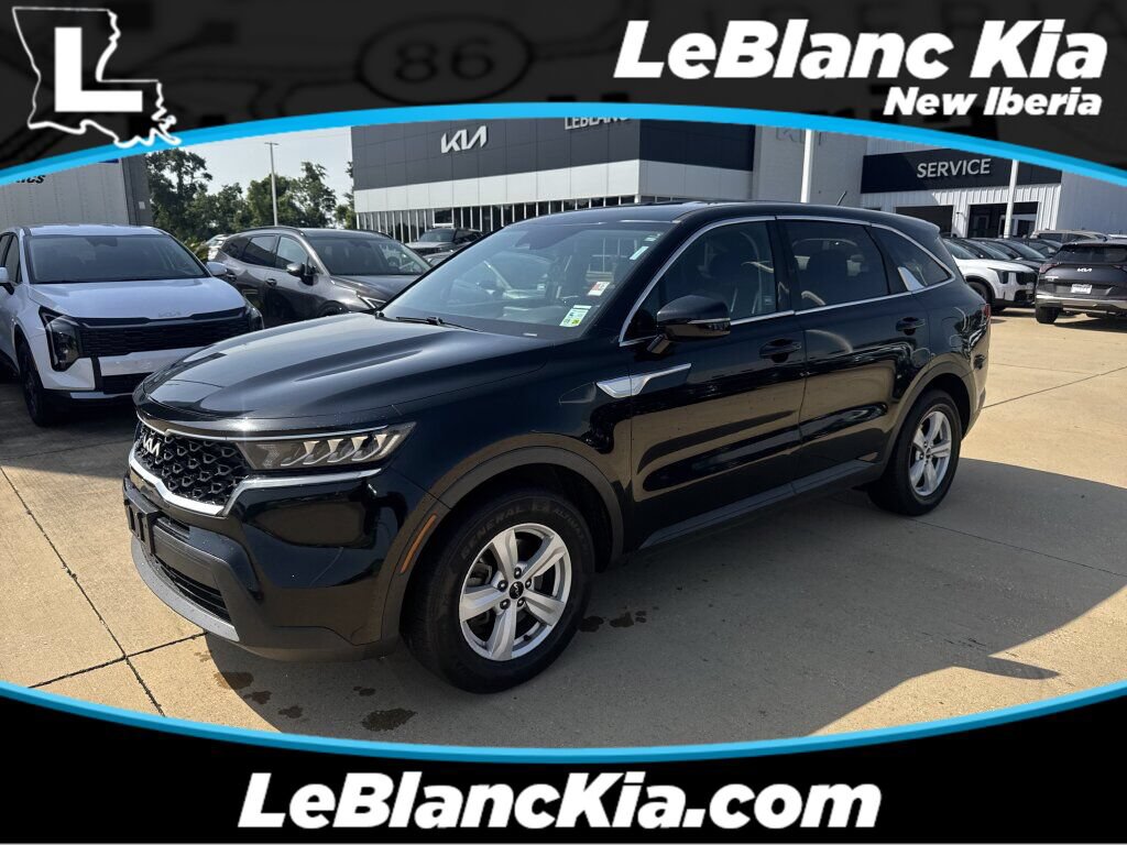 Used 2022 Kia Sorento LX FWD image 1