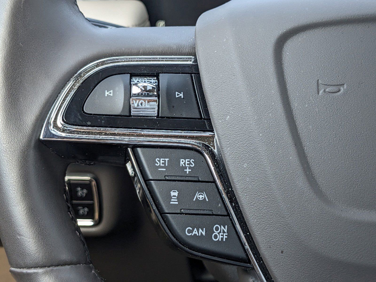 Certified 2023 Lincoln Nautilus Reserve w/ Equipment Group 202A image 28