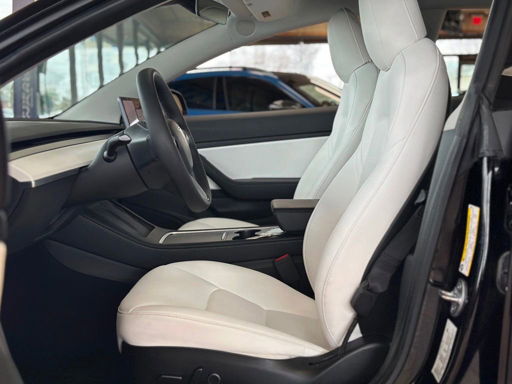Used 2021 Tesla Model 3 Long Range image 11