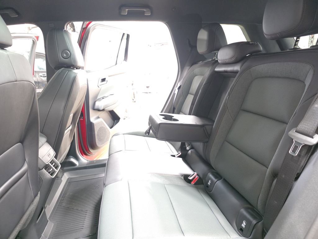 New 2026 GMC Terrain AT4 w/ LPO, Floor Liner Package image 15