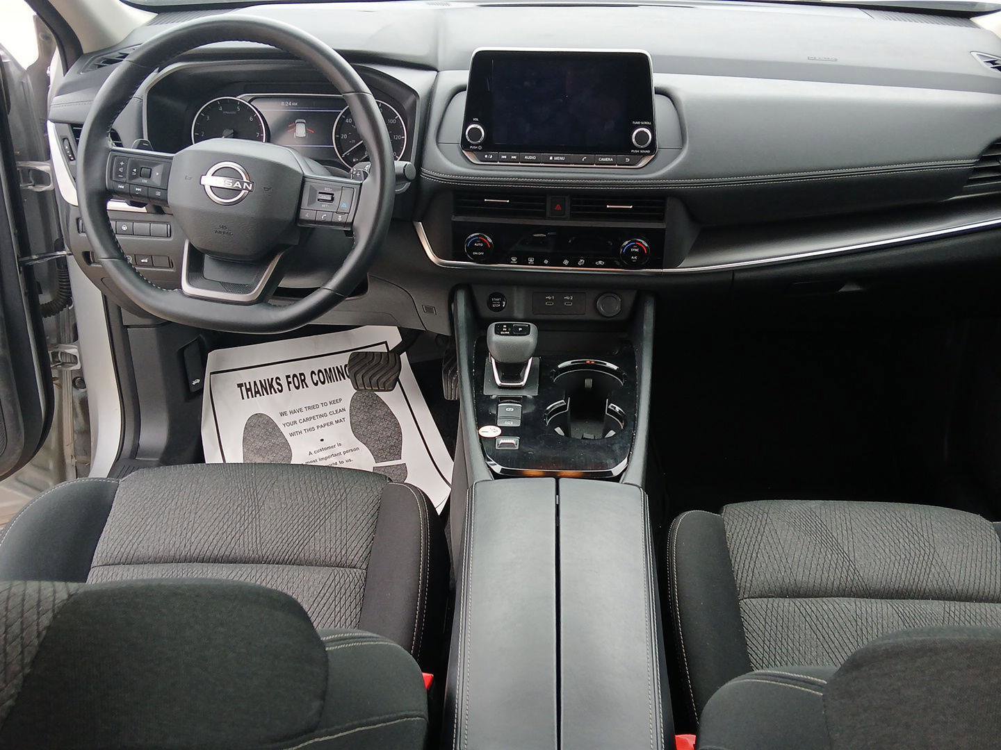 Used 2025 Nissan Rogue SV image 13