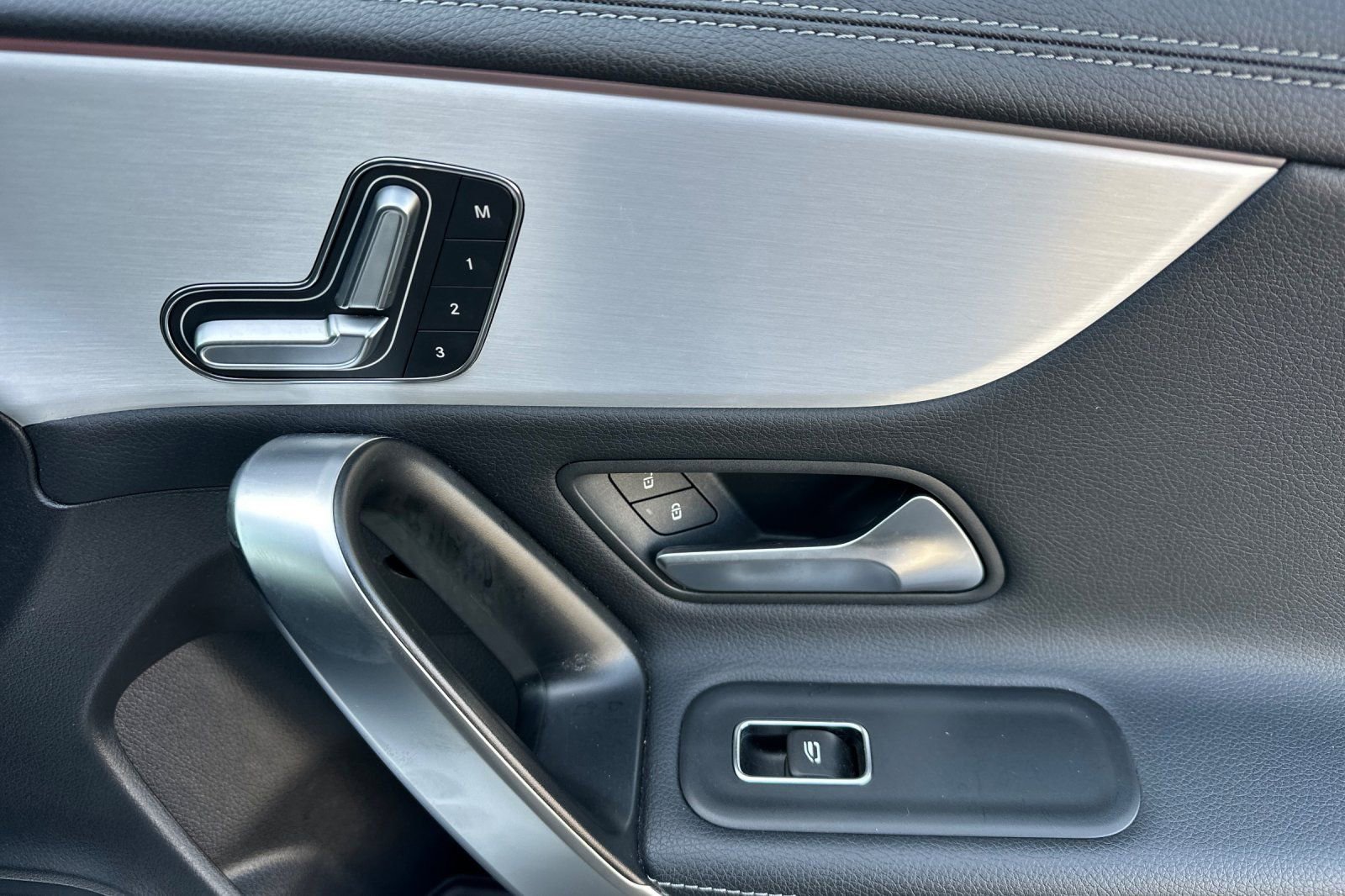 Used 2025 Mercedes-Benz CLA 250 image 20