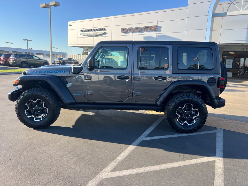 Used 2023 Jeep Wrangler Unlimited Rubicon 4xe w/ Cold Weather Group AWD/4WD image 14