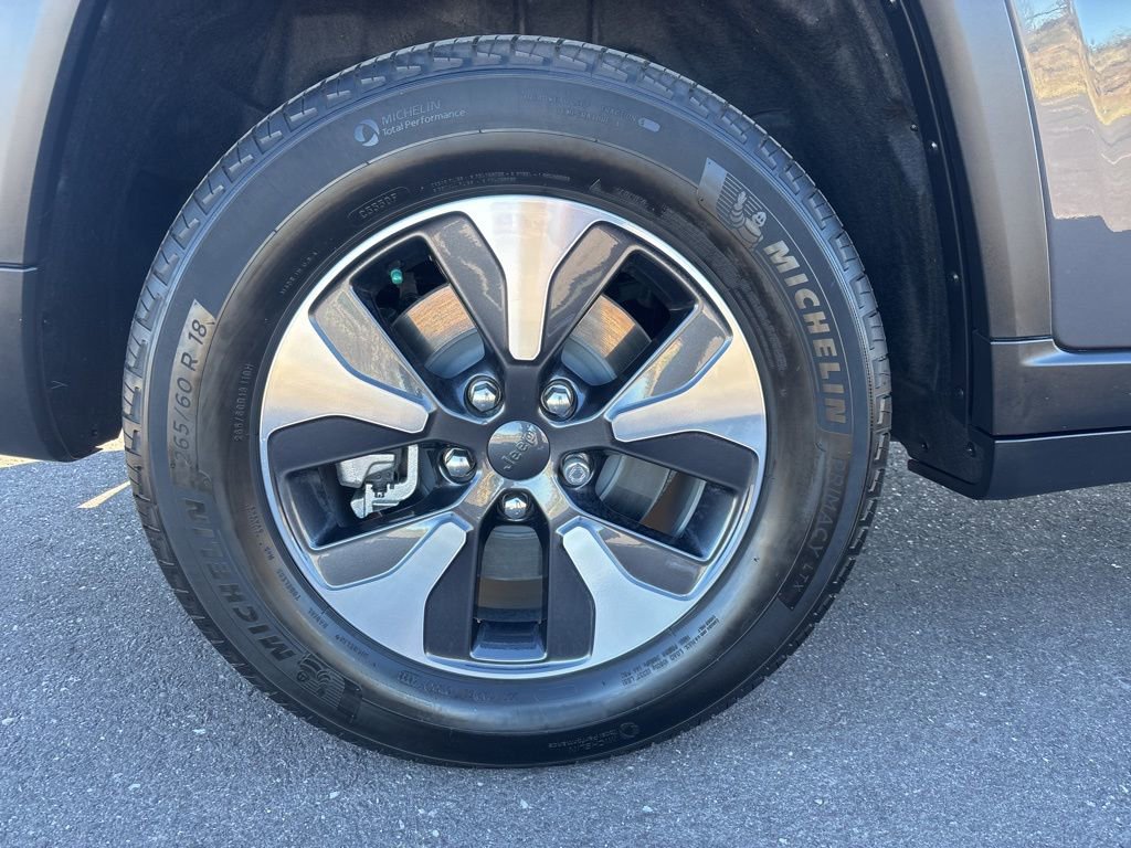 Used 2022 Jeep Grand Cherokee Limited 4xe w/ Luxury Tech Group II image 33